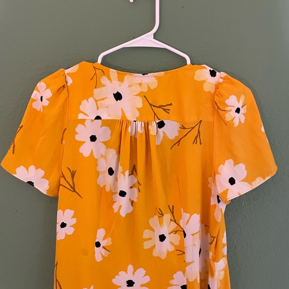 Madewell | Puff-Sleeve Wrap Midi Dress in Ikat Floral - Picture 7 of 10